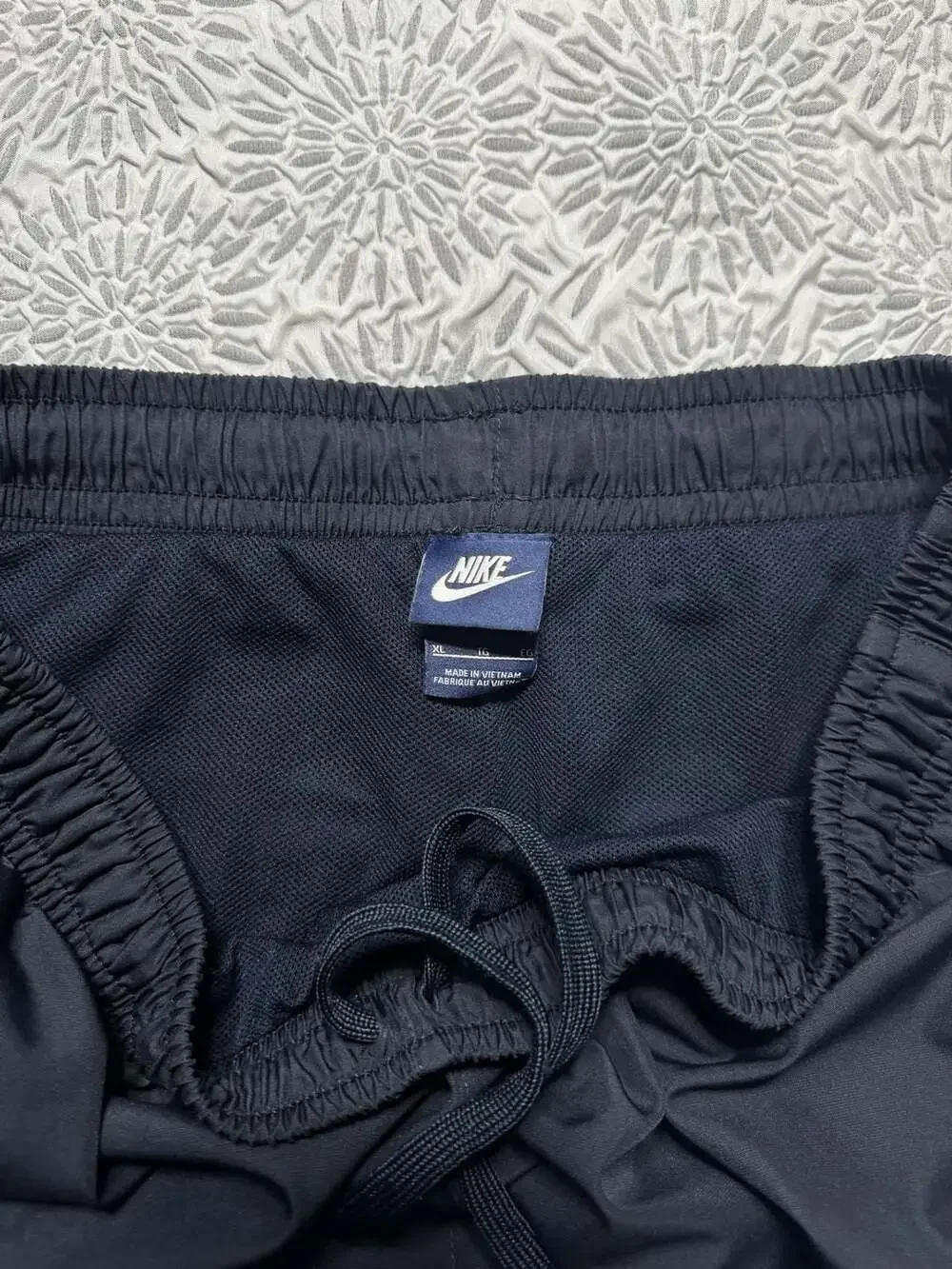 Nike Men's Dark Navy XL Nylon Track Pants with Ankle Zips